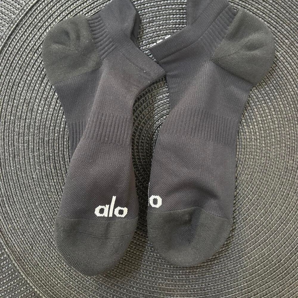 Alo black unisex performance tab